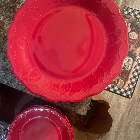 Pioneer Woman “Cowgirl lace” dinner plates (set of 2) - Picture 7 of 12